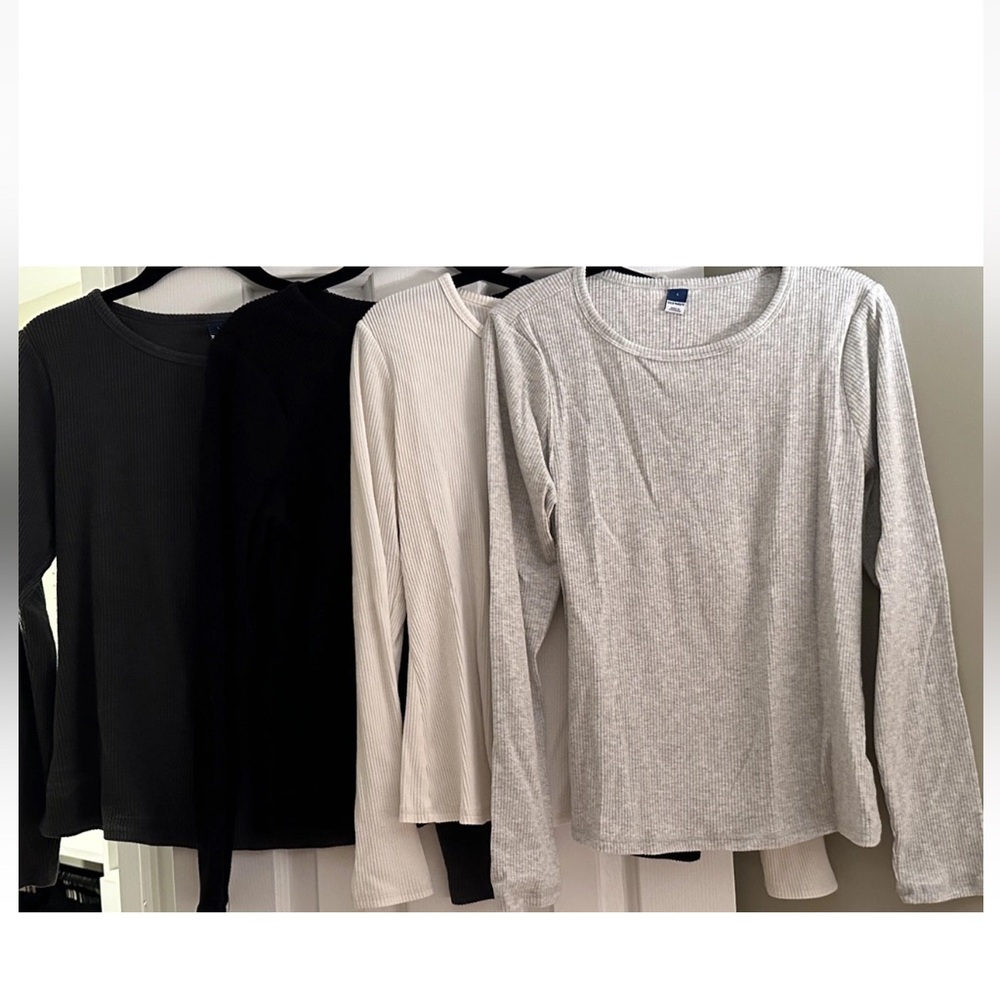 3 Old Navy Long Sleeve Thermal Tees - Black, Gray